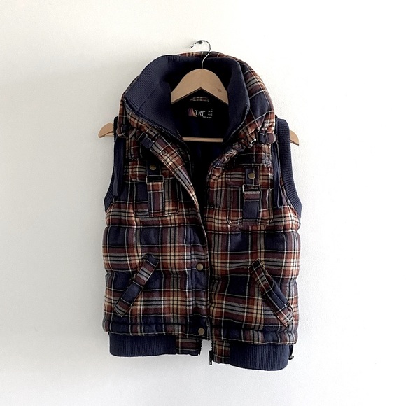 Vintage ZARA TRF Puffer Vest. Quilted flannel. - Picture 2 of 4